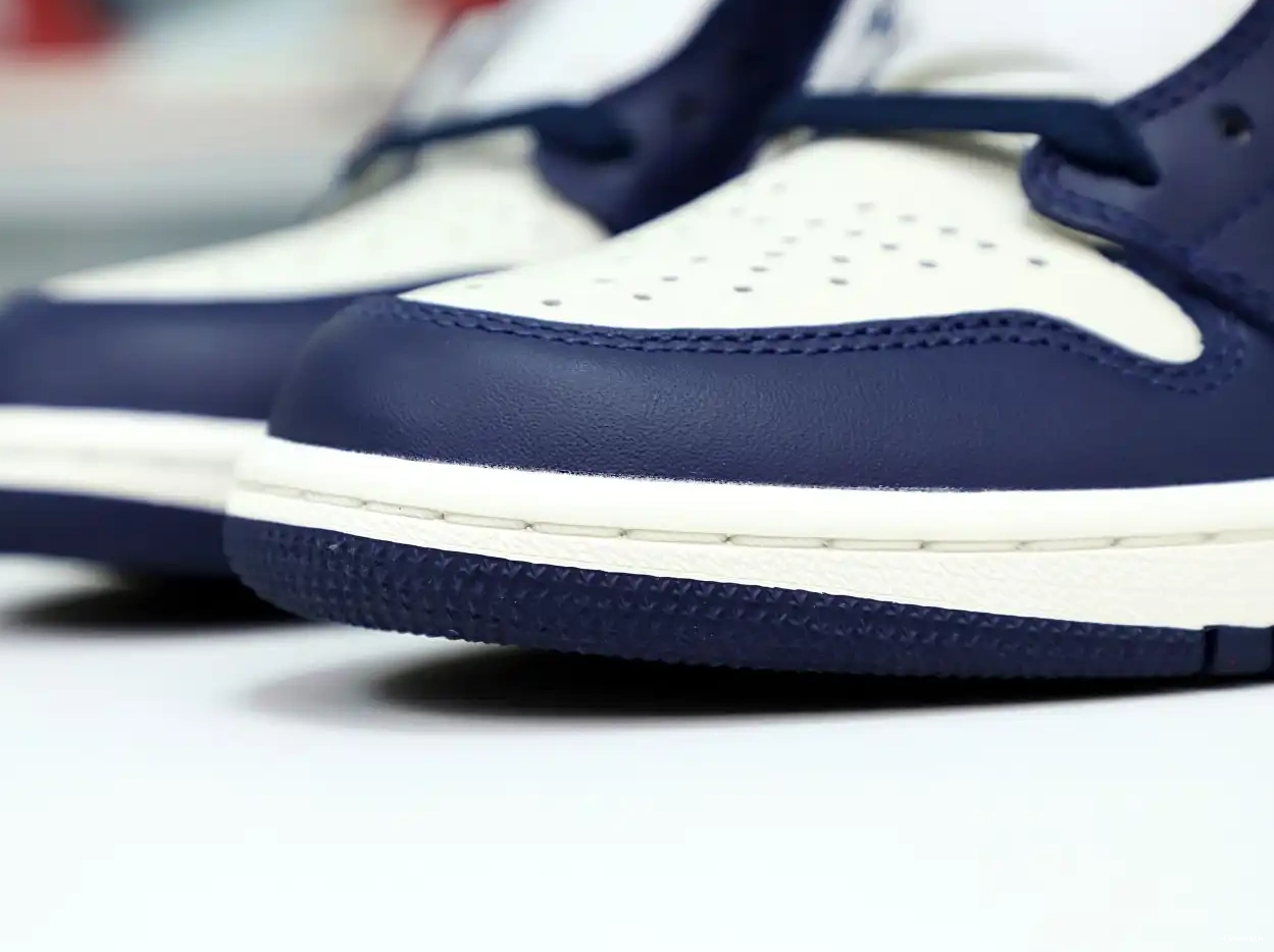 1 HIGH RETRO AIR OG 'OBSIDIAN' JORDAN 0521